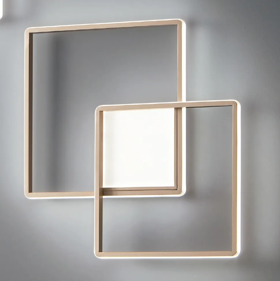 Applique da Parete in Metallo Verniciato Oro con LED Moderna - Formale