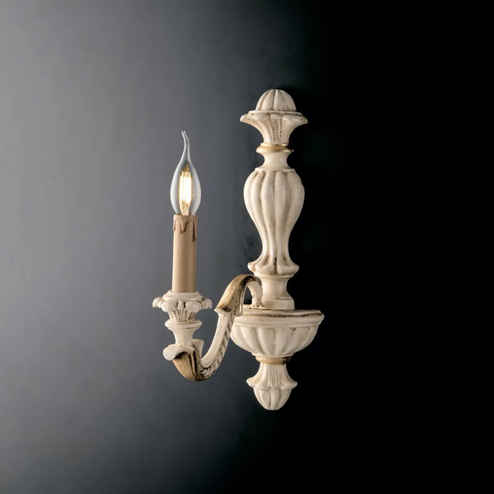 Applique in Legno Disponibile con 1 o 2 Luci Made in Italy - Milano