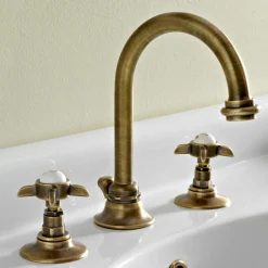 Batteria Lavabo 3 Fori Bocca Alta in Ottone e Maniglie a Farfalla - Miriano