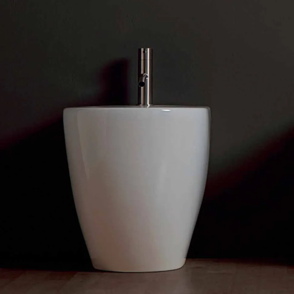 Bidet in ceramica moderno Shine Square Rimless 54x35cm made in Italy