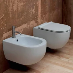 Bidet sospeso in ceramica design moderno Star 55x35cm made in Italy