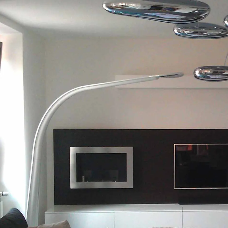 Biocamino da parete design moderno modello Blake