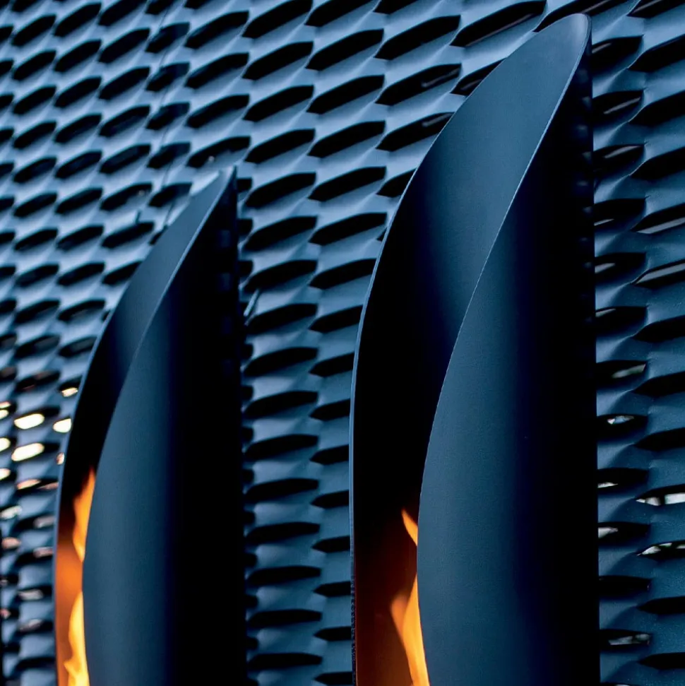 Biocamino da Parete di Design Tubolare e Moderno in Acciaio Nero - Jackson