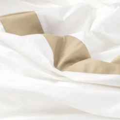 Completo Letto Una Piazza e Mezzo in 100% Cotone e 10% Raso di Cotone - Dettaglio