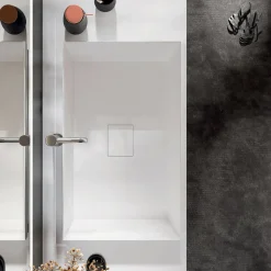 Composizione Bagno con Base, Specchio e Lavabo in Resina Made in Italy - Kilos