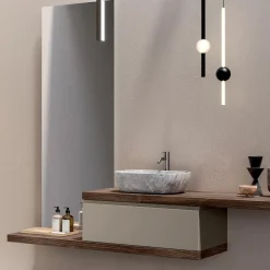 Composizione Bagno con 1 Cassetto, 2 Mensole in Quercia, Lavabo e Specchio - Titan