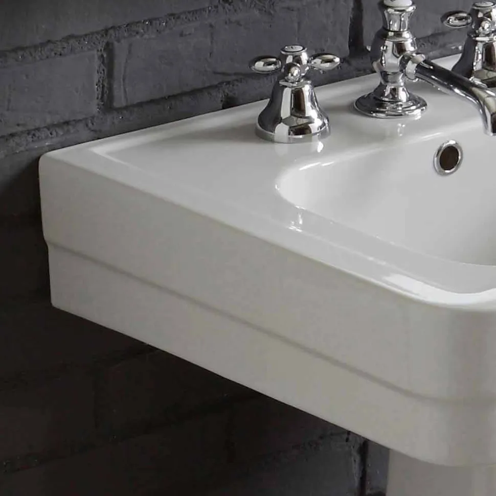 Composizione bagno lavabo su colonna in ceramica bianca vintage Ania