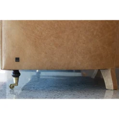 Divano da Interno con Piedi in Legno e Ruote in Metallo Made in Italy - Giocoso