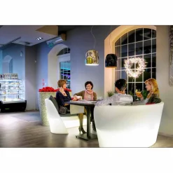 Divano polietilene di design Slide Rap da interno luminoso made Italy