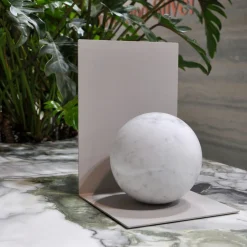 Fermalibro in Metallo con Sfera in Marmo Made in Italy - Akira