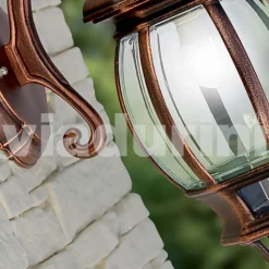 Lampada a parete da giardino in alluminio realizzata in Italia, Anika