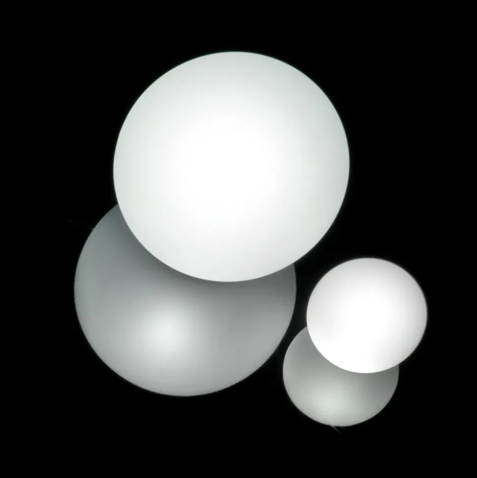 Lampada a Sfera Due Colori Uso Acquatico in Polietilene Made in Italy - Calipso