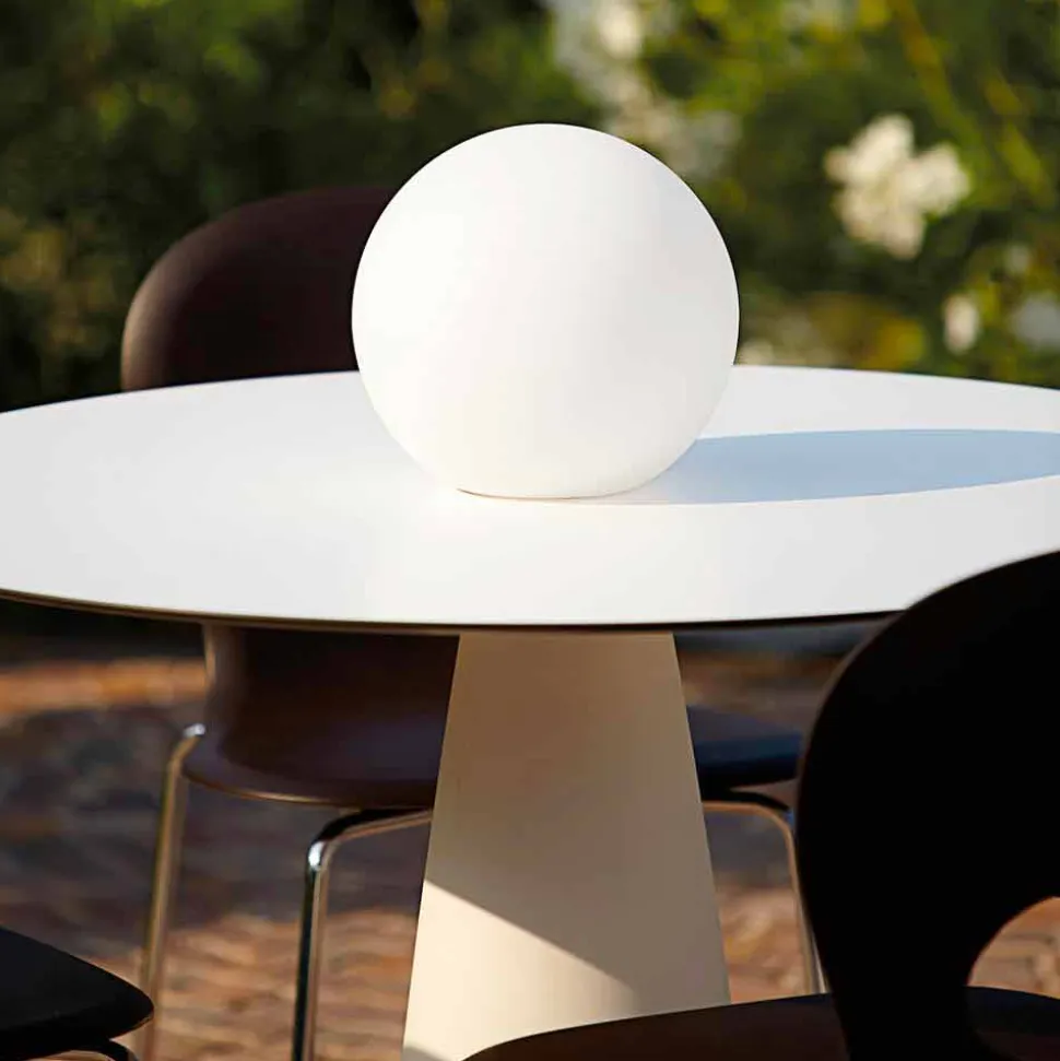 Lampada a sfera moderna da terra/tavolo Slide Globo, fatta in Italia