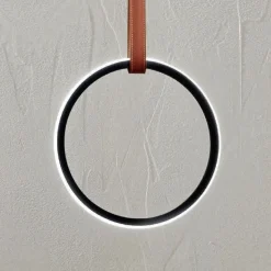 Lampada a Sospensione con Forme Geometriche e Dettaglio in Ecopelle - Cipresso