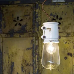 Lampada a sospensione di design urbano artigianale Edith Ferroluce