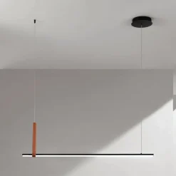 Lampada a Sospensione Orizzontale in Metallo e Dettaglio in Ecopelle - Cipresso