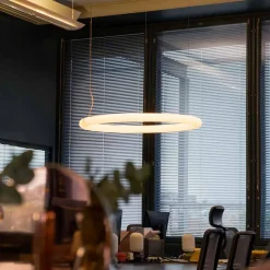 Lampada a Sospensione Tonda a LED in Polietilene Made in Italy - Slide Giotto