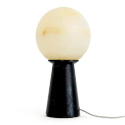 Lampada Conica con Sfera Bianca e Base in Marmo Made in Italy - Tobio