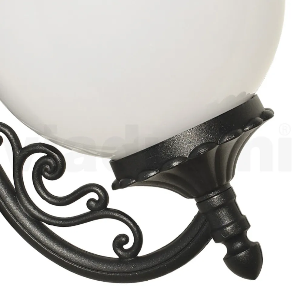 Lampada da Esterno in Alluminio con Sfera in Acrilico Opale - Trovaantracite