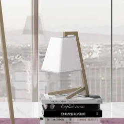Lampada da Tavolo con Struttura in Metallo e Tessuto Made in Italy - Barton