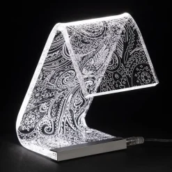 Lampada da Tavolo Led Cristallo Acrilico Piegato Decoro a Laser - Possett
