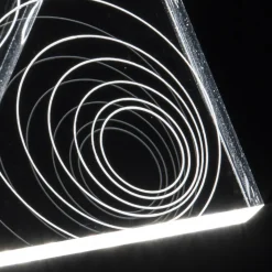 Lampada da Tavolo Led Cristallo Acrilico Piegato Decoro a Laser - Possett
