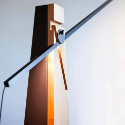 Lampada da Terra a Luce LED in Rovere Massello Made in Italy, Pregiata - Calisto