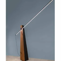 Lampada da Terra a Luce LED in Rovere Massello Made in Italy, Pregiata - Calisto