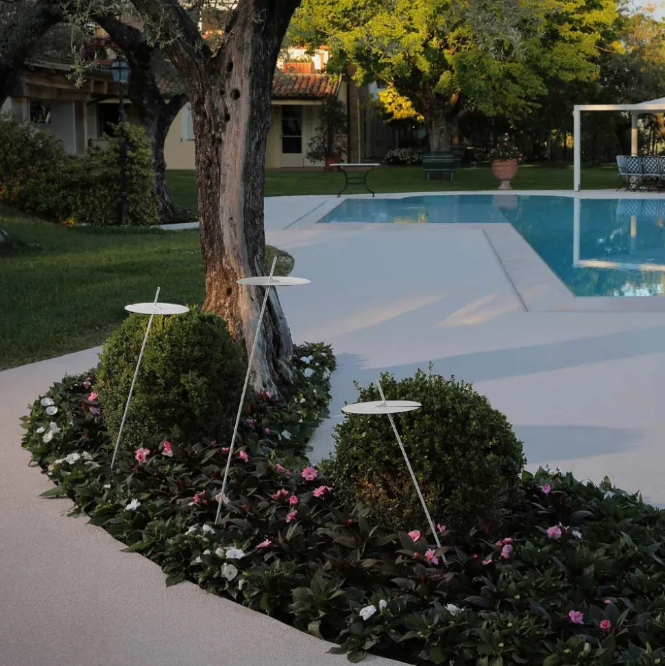 Lampada da Terra Giardino Alluminio Bianco Design a Foglia Ninfea - Cipriam