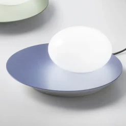 Lampada da Terra in Alluminio, Metallo e Luce in Vetro Bianco - Luma