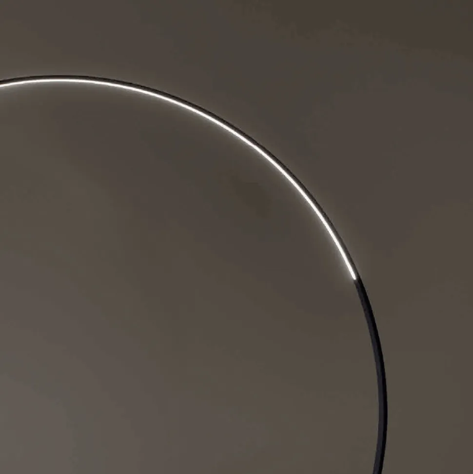 Lampada da Terra in Metallo Verniciato con Luce LED Dimmerabile - Eucalipto