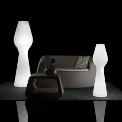 Lampada da Terra per Esterni in Polietilene con Luce Led Made in Italy - Reyes
