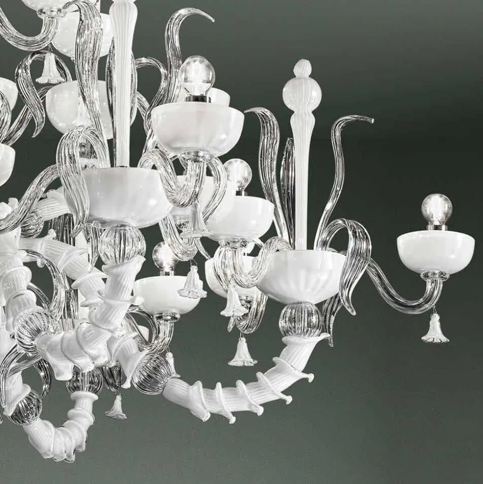 Lampadario a 27 Luci in Vetro di Venezia Bianco, Fatto a Mano in Italia - Regina