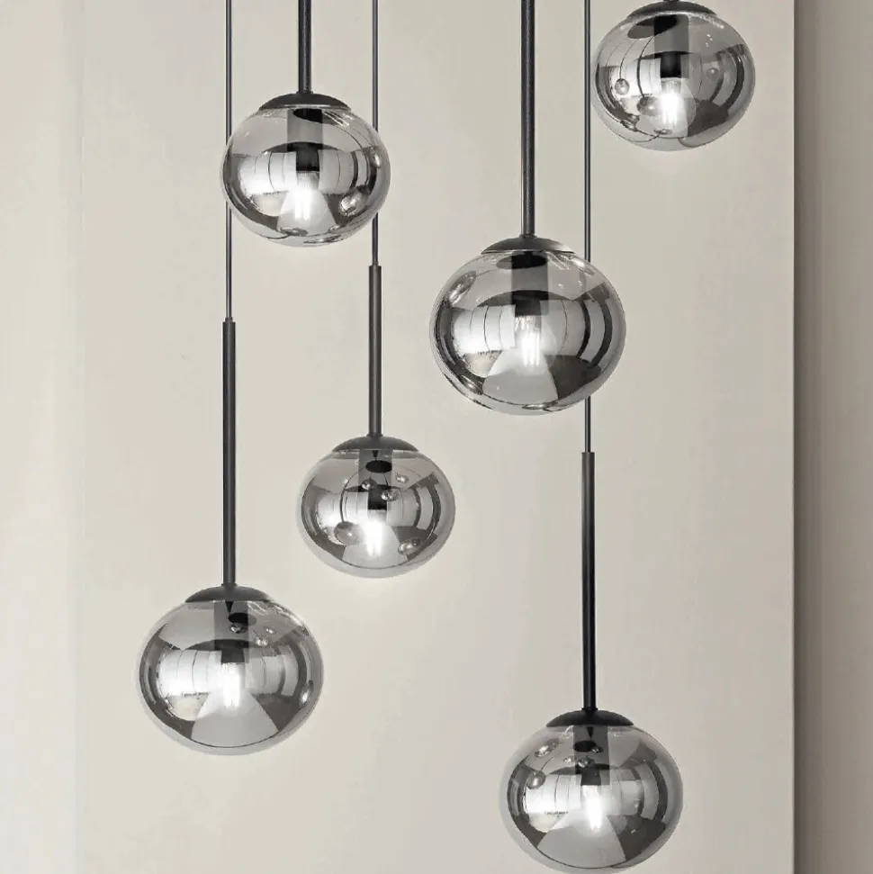 Lampadario con 6 LED in Metallo Verniciato Color Nero e Vetro Soffiato - Ailanto