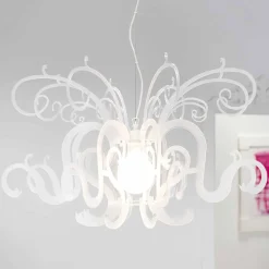 Lampadario di moderno design in plexiglass prodotto in Italia, Malito