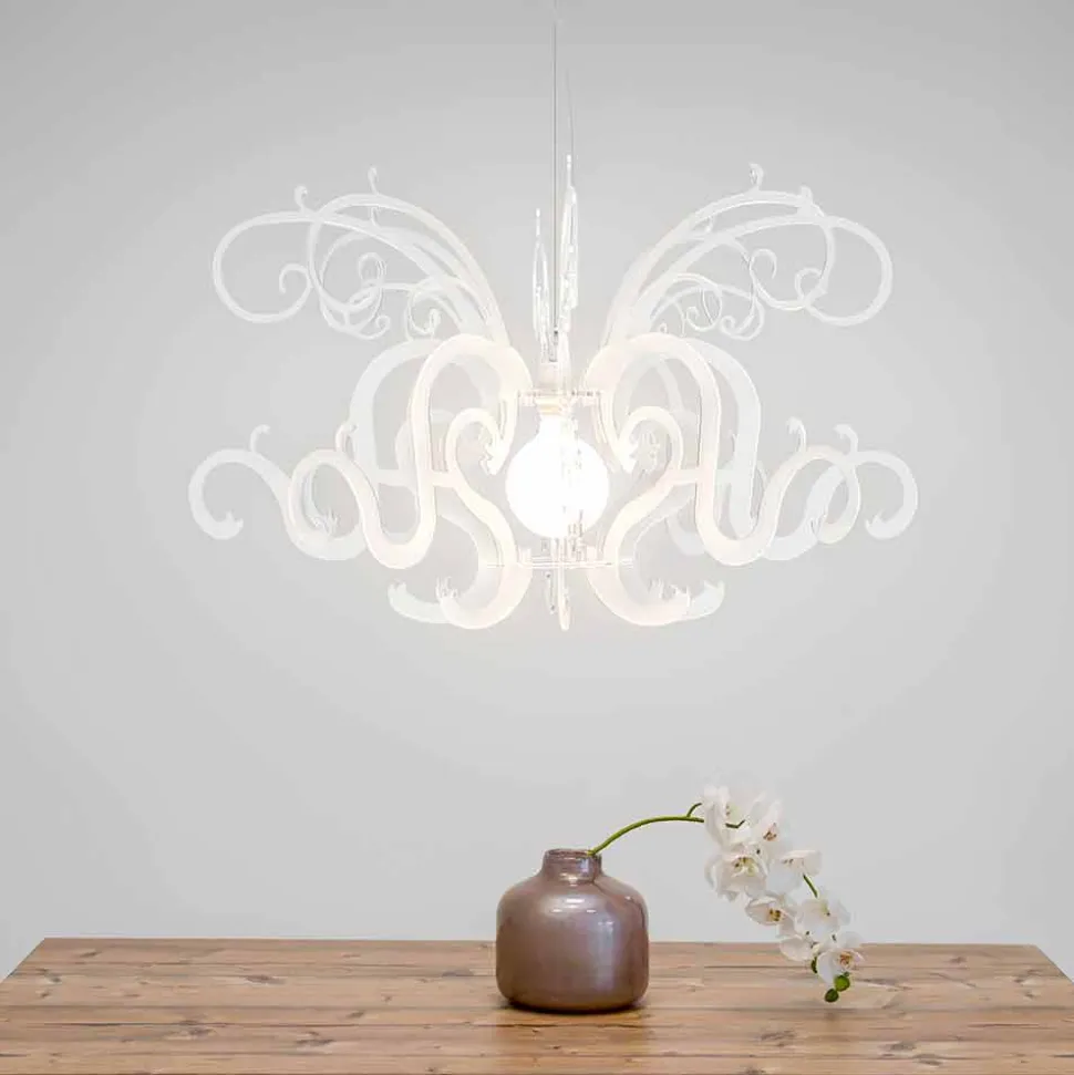 Lampadario di moderno design in plexiglass prodotto in Italia, Malito