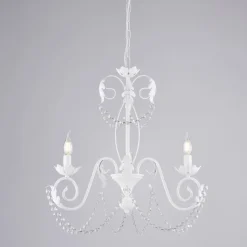 Lampadario in metallo e cristallo per un’illuminazione scenografica – Perla