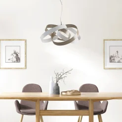 Lampadario in metallo e vetro per illuminare interni con eleganza – Rosmarino