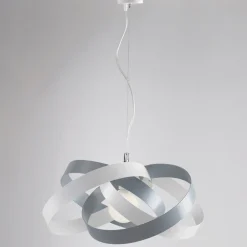 Lampadario in metallo e vetro per illuminare interni con eleganza – Rosmarino