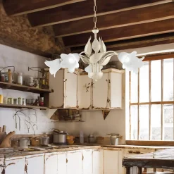 Lampadario in metallo e vetro per illuminare interni raffinati – Sirio