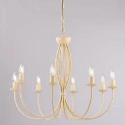 Lampadario in metallo per illuminare ambienti raffinati – Roccia