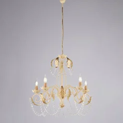Lampadario in metallo per interni luminosi e accoglienti – Perla