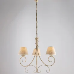 Lampadario in pvc e metallo a 3 luci per ambienti raffinati – Draco