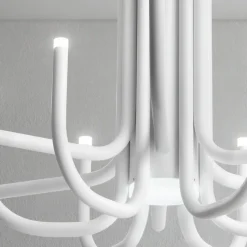 Lampadario LED 13 Luci in Metallo Verniciato Bianco, Nero o Oro  - Scorpio