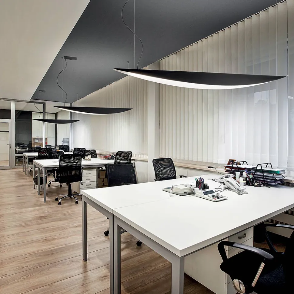 Lampadario Realizzato in Alluminio Riciclabile di Diversi colori - Mila