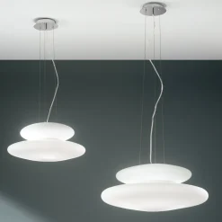 Lampada Sospesa in Vetro Bianco Soffiato e Metallo Cromato - Illumina