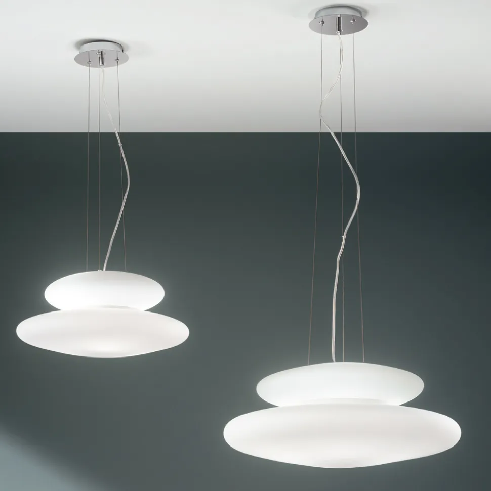 Lampada Sospesa in Vetro Bianco Soffiato e Metallo Cromato - Illumina