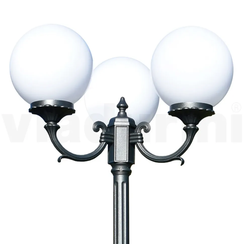 Lampione Alto 242 cm in Acrilico e Alluminio Antracite Made in Italy - Trovaantracite