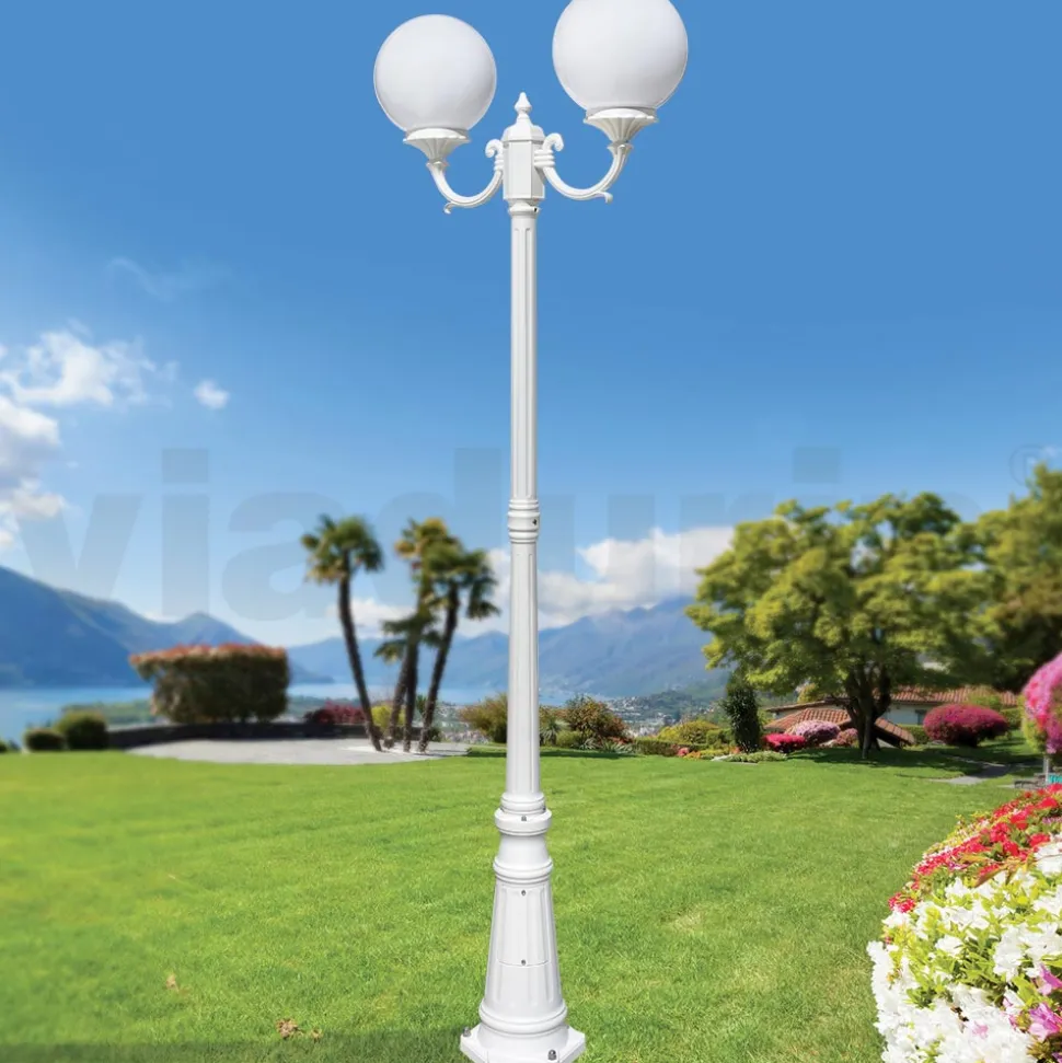 Lampione Alto 212 cm in Acrilico e Alluminio Bianco Made in Italy - Trovabianco