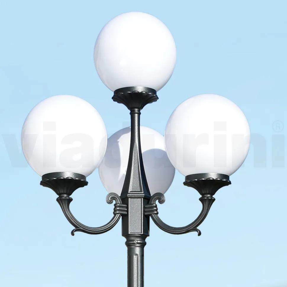 Lampione Alto 270 cm in Acrilico e Alluminio Antracite Made in Italy - Trovaantracite